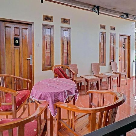 Adinda Homestay Lembang Buitenkant foto